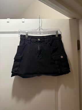 Black Cargo Mini Skirt – Size M